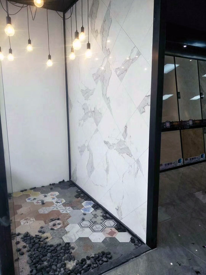 陶瓷一线品牌9001cc金沙瓷砖澄海店十一开业，好礼、优惠送一向