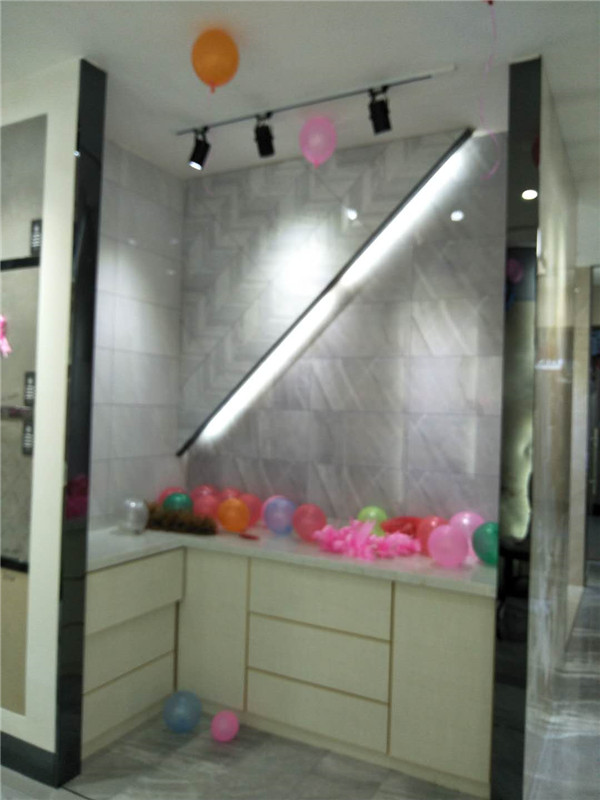 9001cc金沙贵州锦屏专卖店